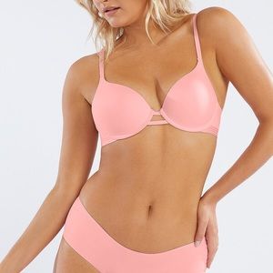 Savage x Fenty pink caviar t shirt bra